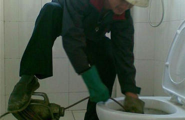 地宝网疏通及维护 畅通城市地下脉络的守护者